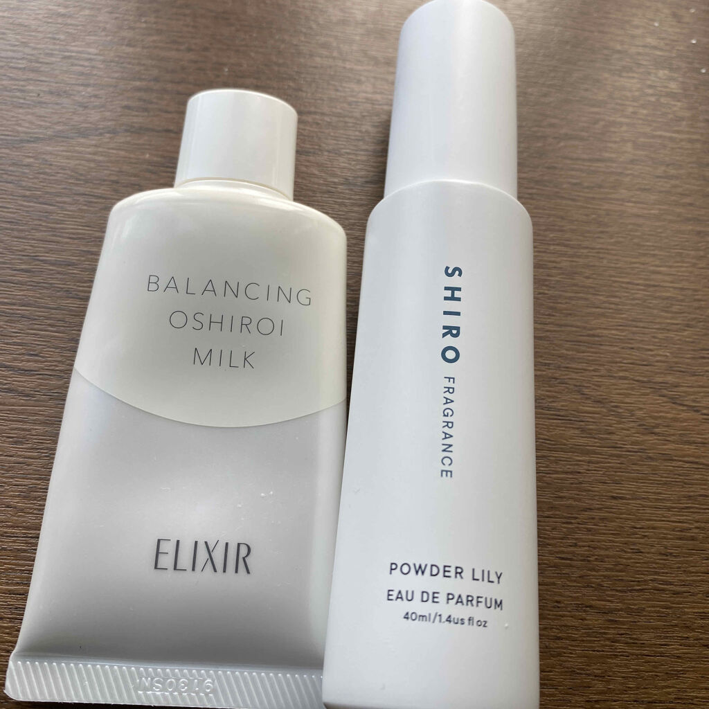 サプライズラブ ハンドクリーム 02 happy wishes/JILL STUART/ハンドクリームを使ったクチコミ（2枚目）