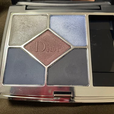 
Dior　サンク クルール クチュール
189　ブルー ベルベット

でメイクしてみた💄✨



カラーメイク楽しいぃいいい！！


使いたくてうずうずしてたブルーベルベットでメイクしました🥰✨


