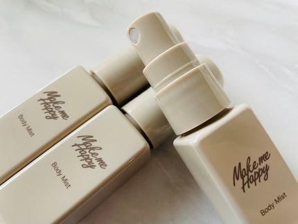 メイクミーハッピー ボディミスト WHITE/キャンメイク/香水を使ったクチコミ(2枚目)