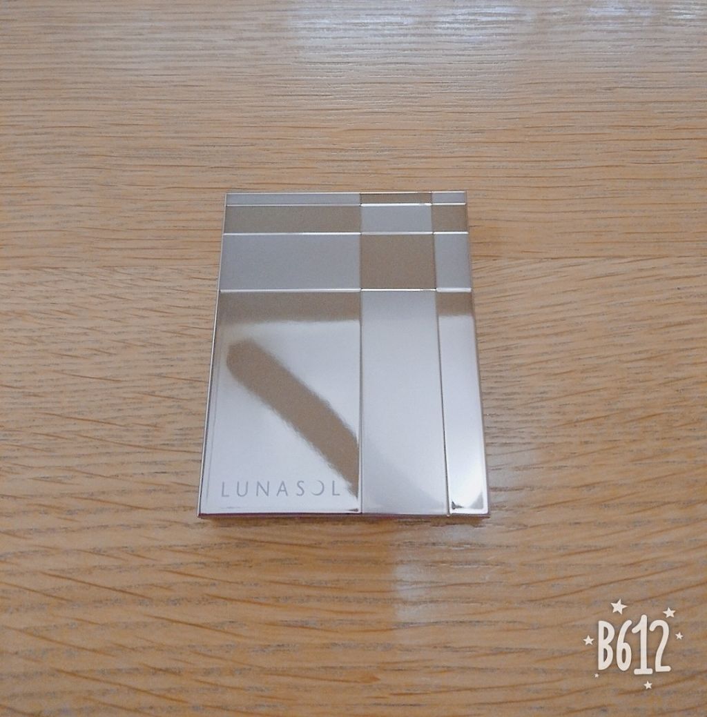 スキンモデリングアイズ/LUNASOL/アイシャドウパレットを使ったクチコミ(2枚目)