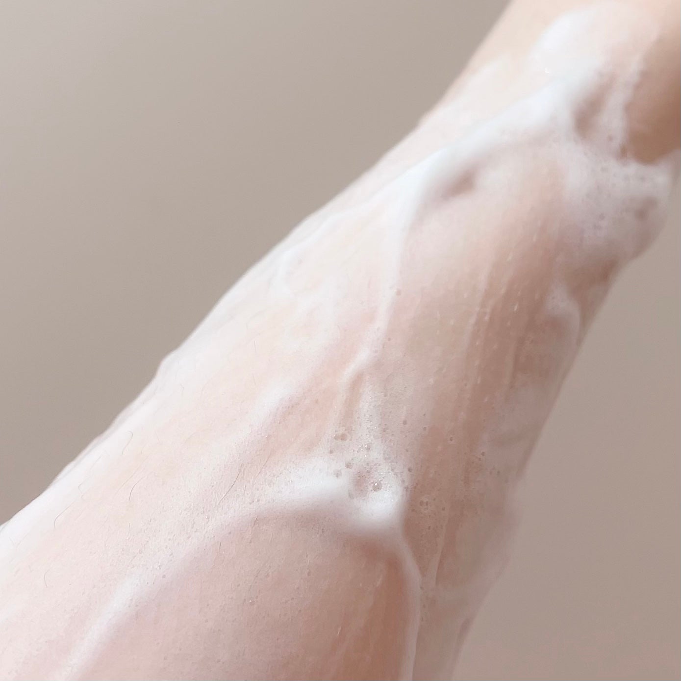 クリームケア ボディウォッシュ W保水美肌 リラクシングソープの香り/ニベア/ボディソープを使ったクチコミ(5枚目)