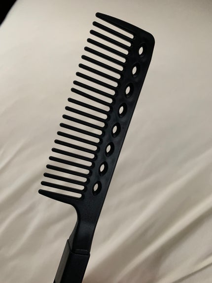 ヘアトングブラシ/DAISO/ヘアブラシを使ったクチコミ(3枚目)