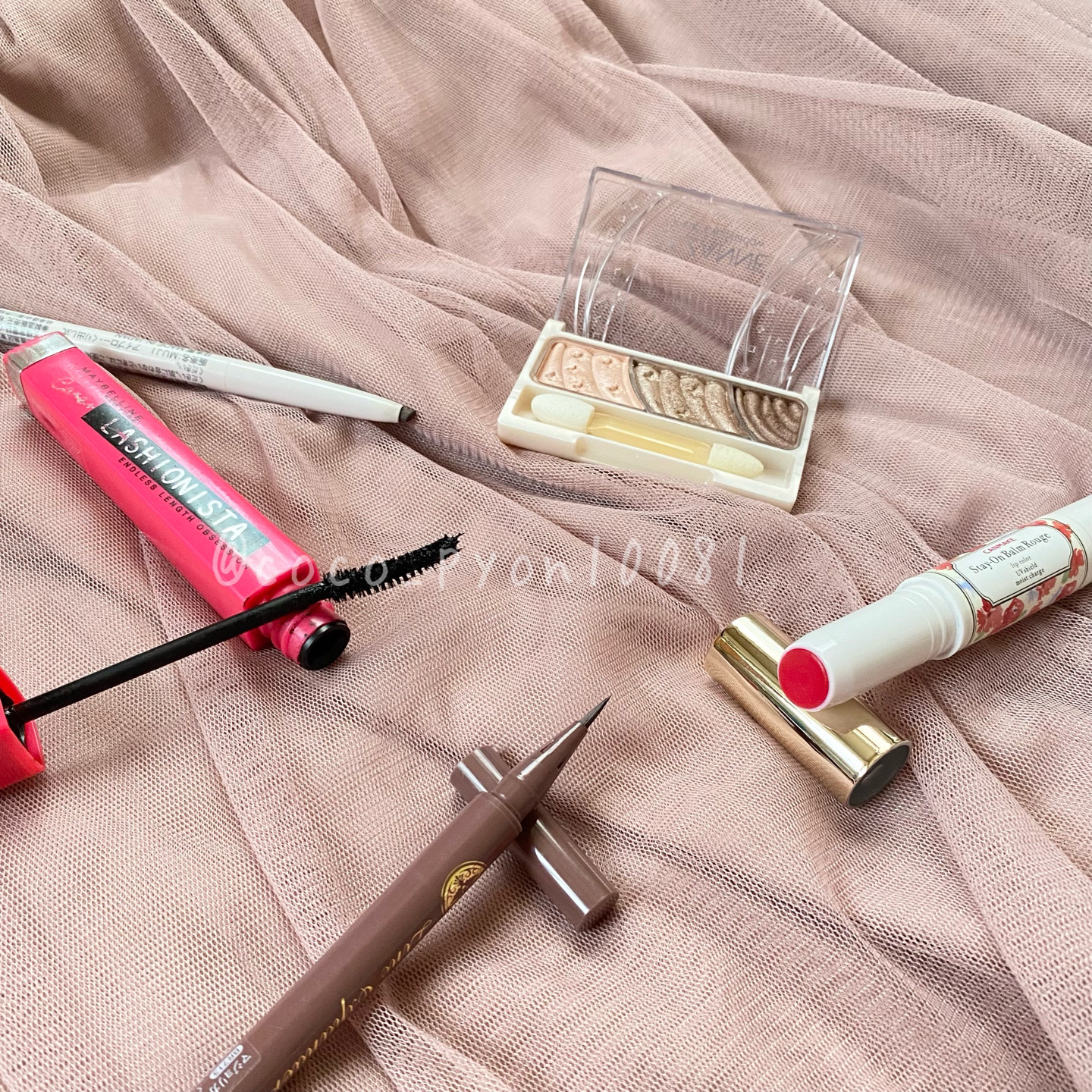 トーンアップアイシャドウ/CEZANNE/アイシャドウパレットを使ったクチコミ（2枚目）