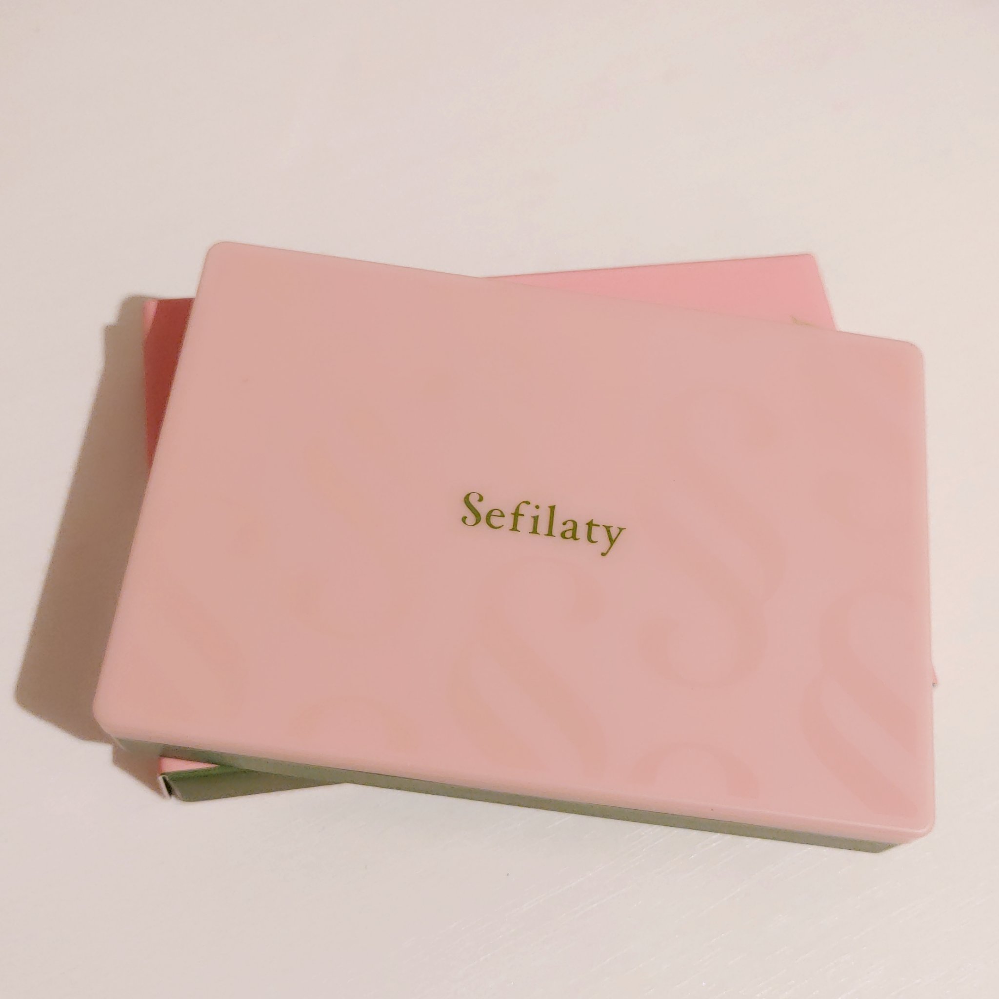 セフィラティ クイーンバレットアイズ 01 ラブポーション/Sefilaty/アイシャドウパレットを使ったクチコミ（3枚目）