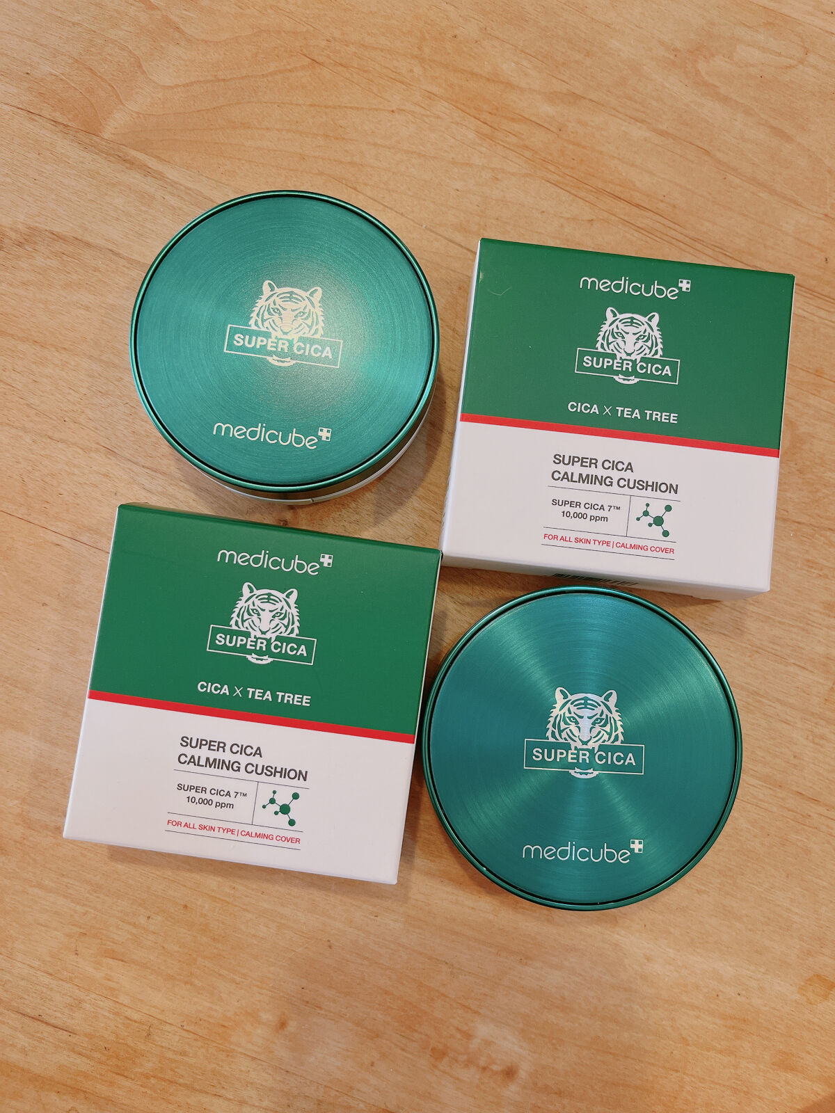 スーパーシカクッション 23号(リフィル)/MEDICUBE/クッションファンデーションを使ったクチコミ（1枚目）