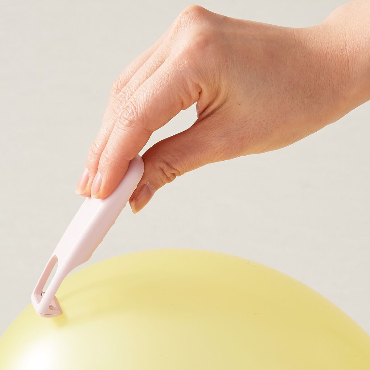 KTM-2BW FEMINICARE 2本入 貝印