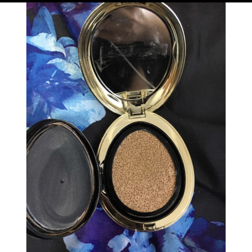 イオン デ クッション Natural 01ライトベージュ/UZU BY FLOWFUSHI/クッションファンデーションを使ったクチコミ（2枚目）