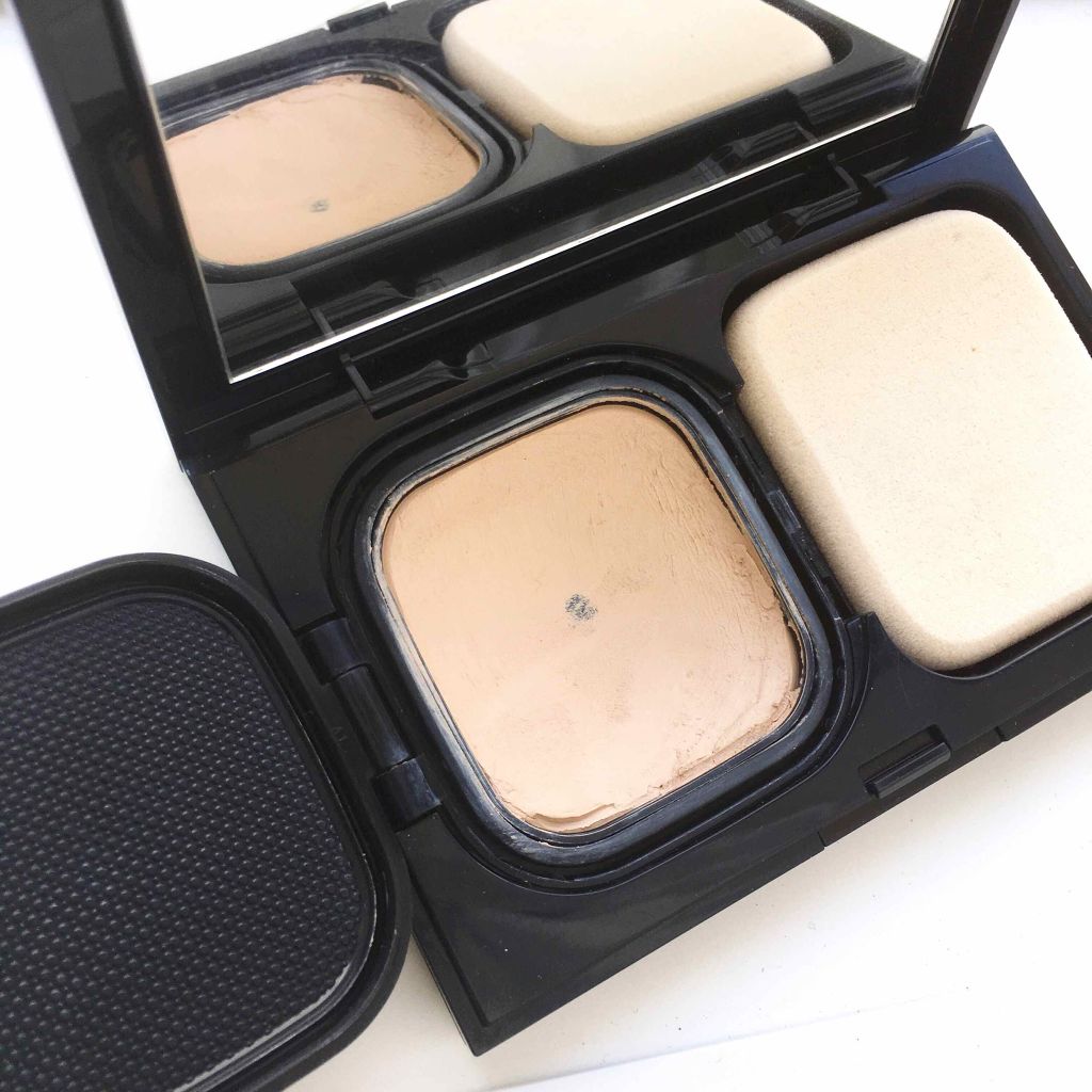 フレーム フィックス モイスチャライジング ソリッド ファンデーション/SUQQU/クリーム・エマルジョンファンデーションを使ったクチコミ（2枚目）