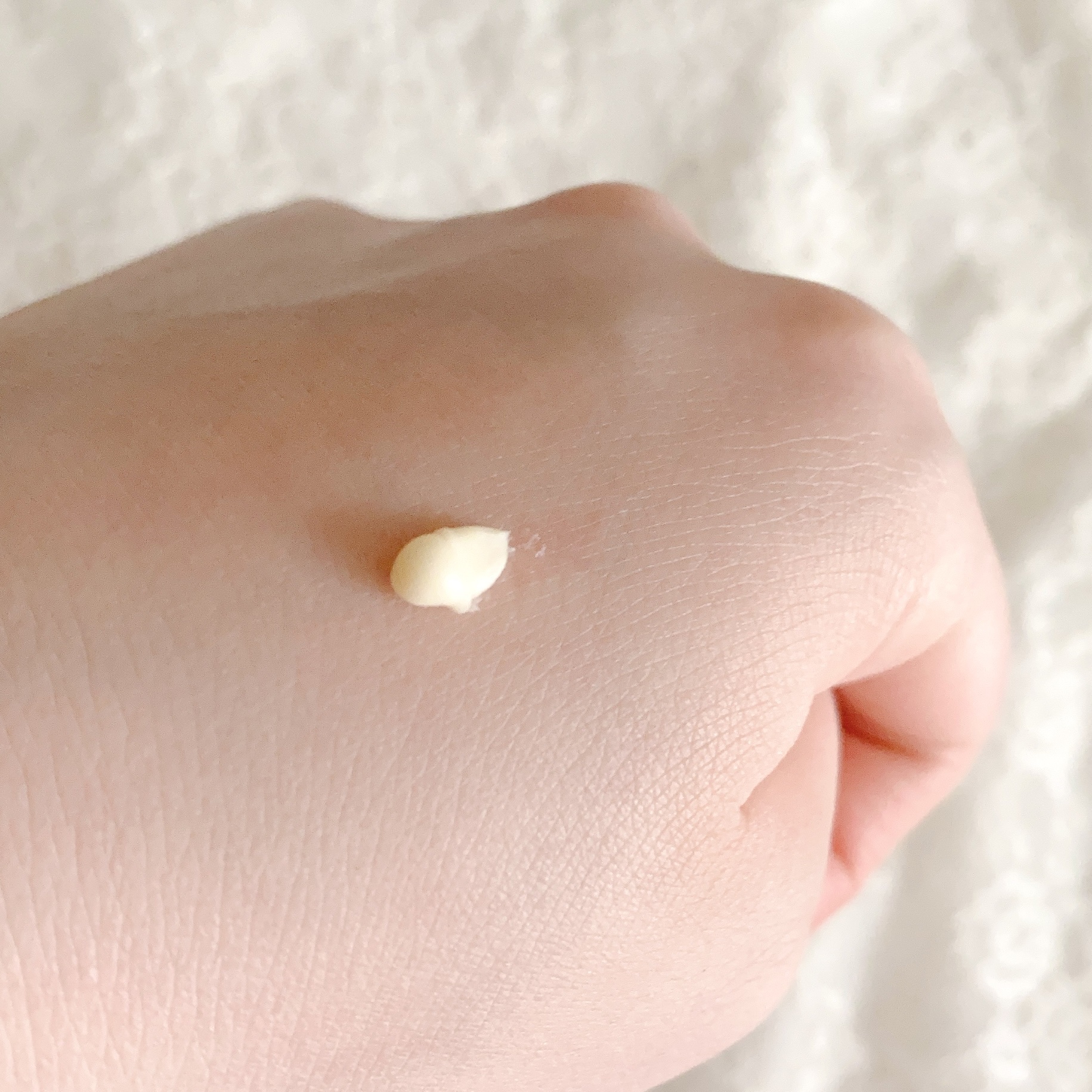 ラスティングマルチアイベース WP/キャンメイク/アイシャドウベースを使ったクチコミ（2枚目）