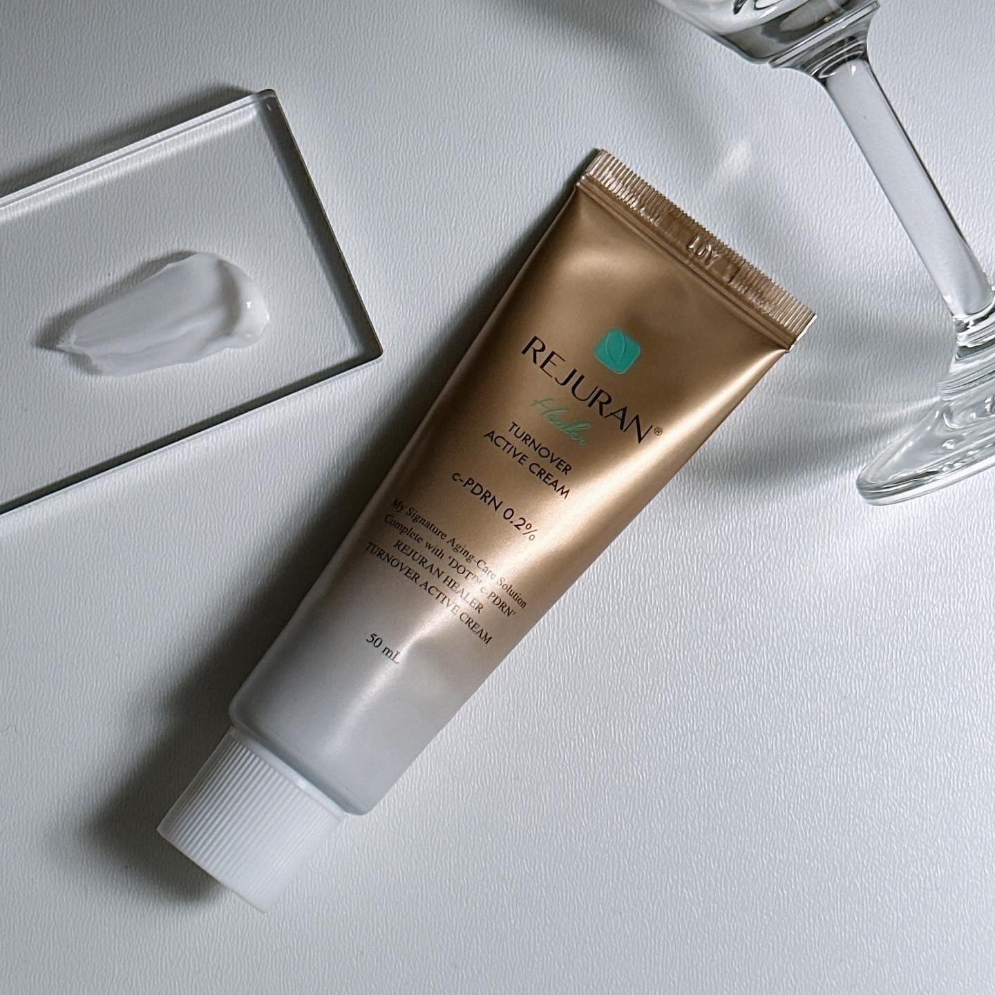 REJURAN ターンオーバーアクティブクリーム 50ml/REJURAN COSMETICS/フェイスクリームを使ったクチコミ（2枚目）