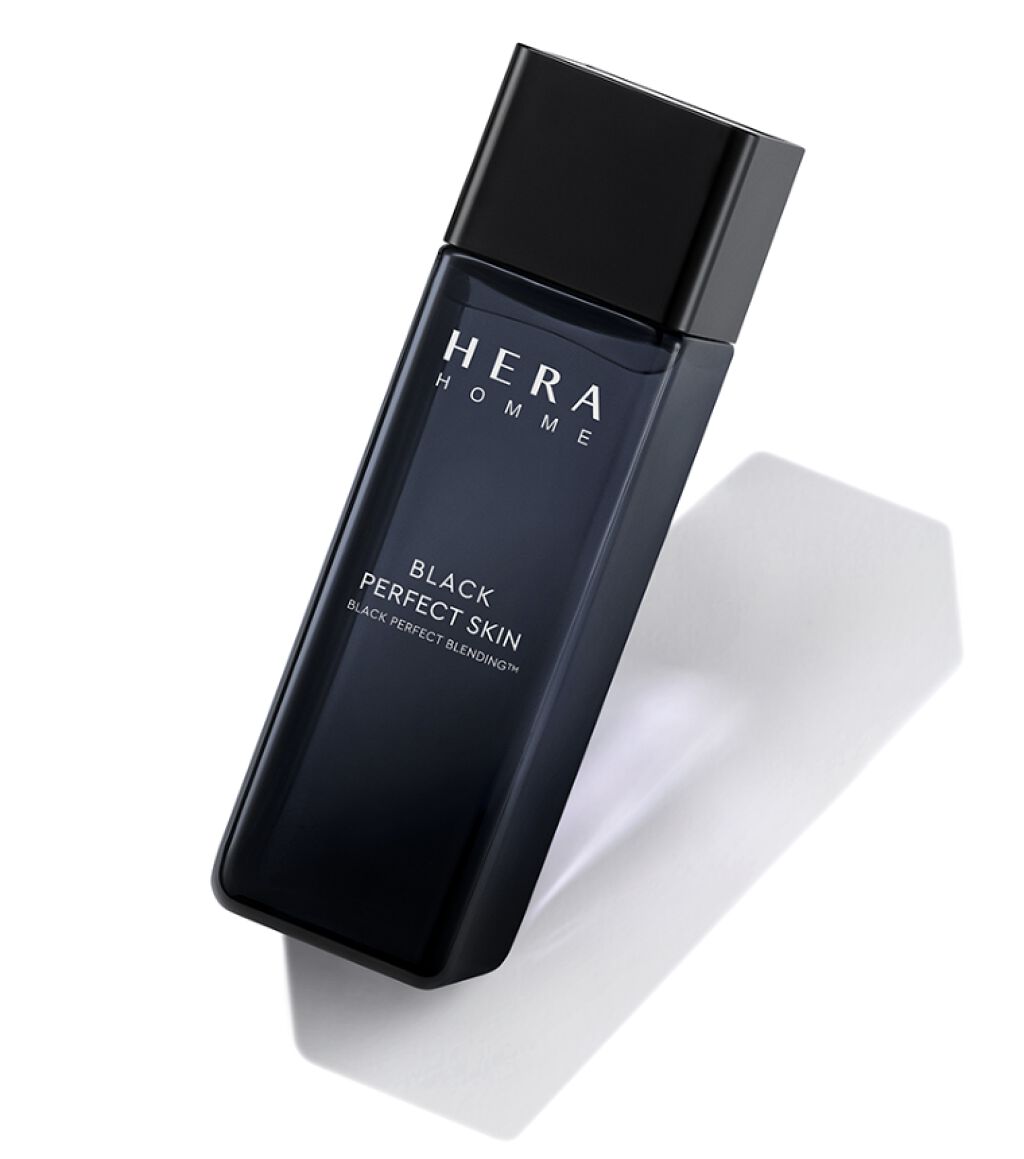 HERA オムブラックパーフェクトスキン