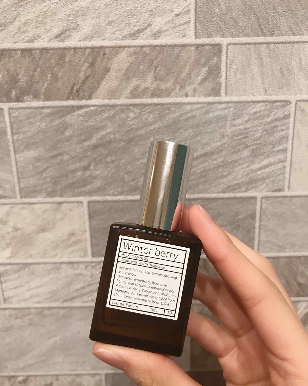 オードパルファム　#10 Winter berry 〔ウィンター ベリー〕/AUX PARADIS/香水(レディース)を使ったクチコミ（2枚目）