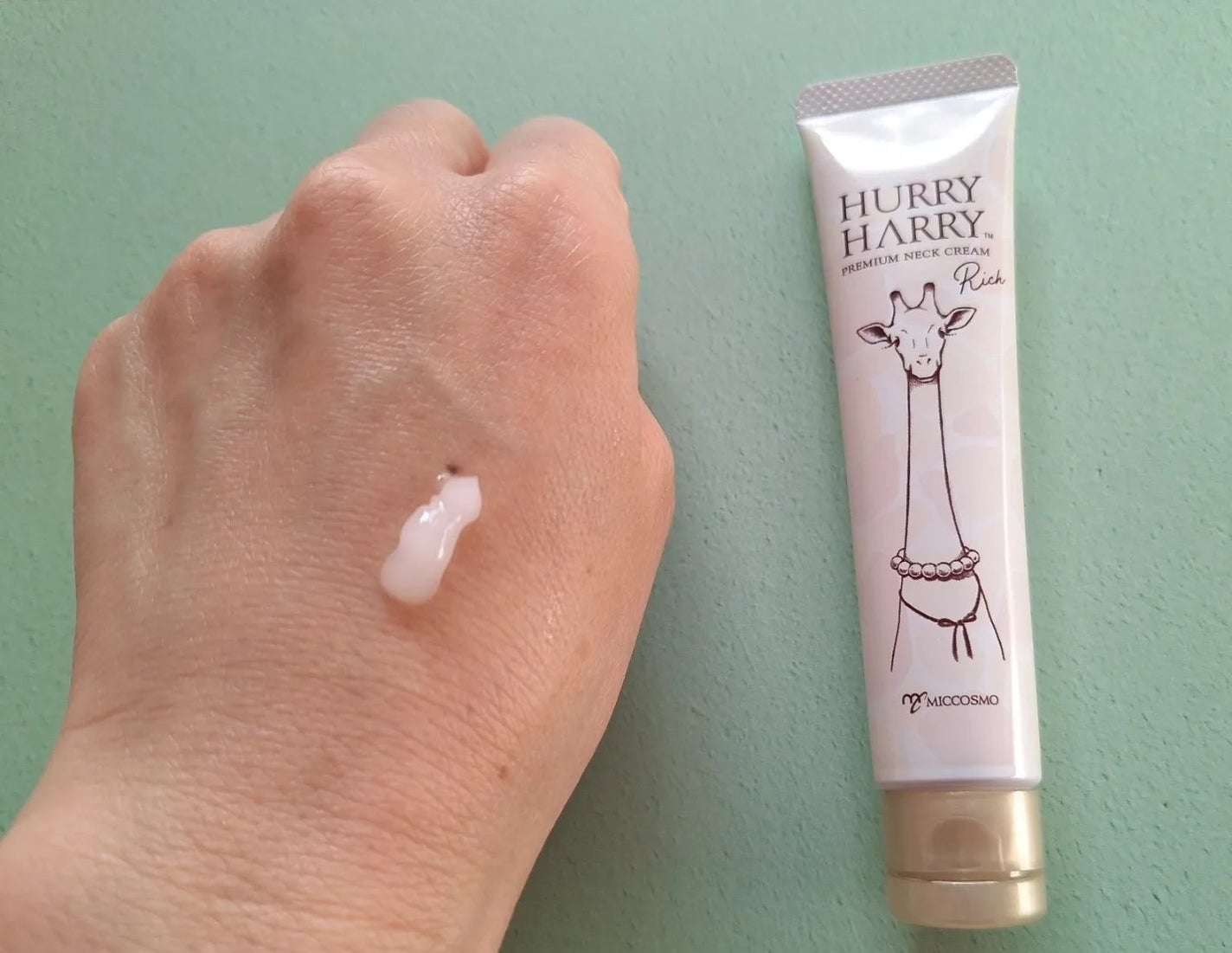 みきみきちゃま on LIPS 「#PR #ハリーハリー薬用おとなの美くびクリームリッチ#ハリー..」(4枚目)