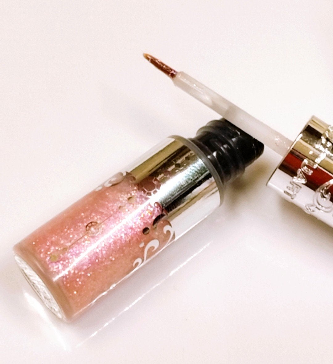 ジルスチュアート アイダイヤモンド グリマー/JILL STUART/グリッターを使ったクチコミ(2枚目)