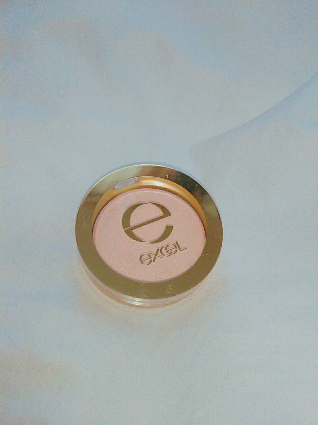 シャイニーシャドウ N/excel/単色アイシャドウを使ったクチコミ(1枚目)