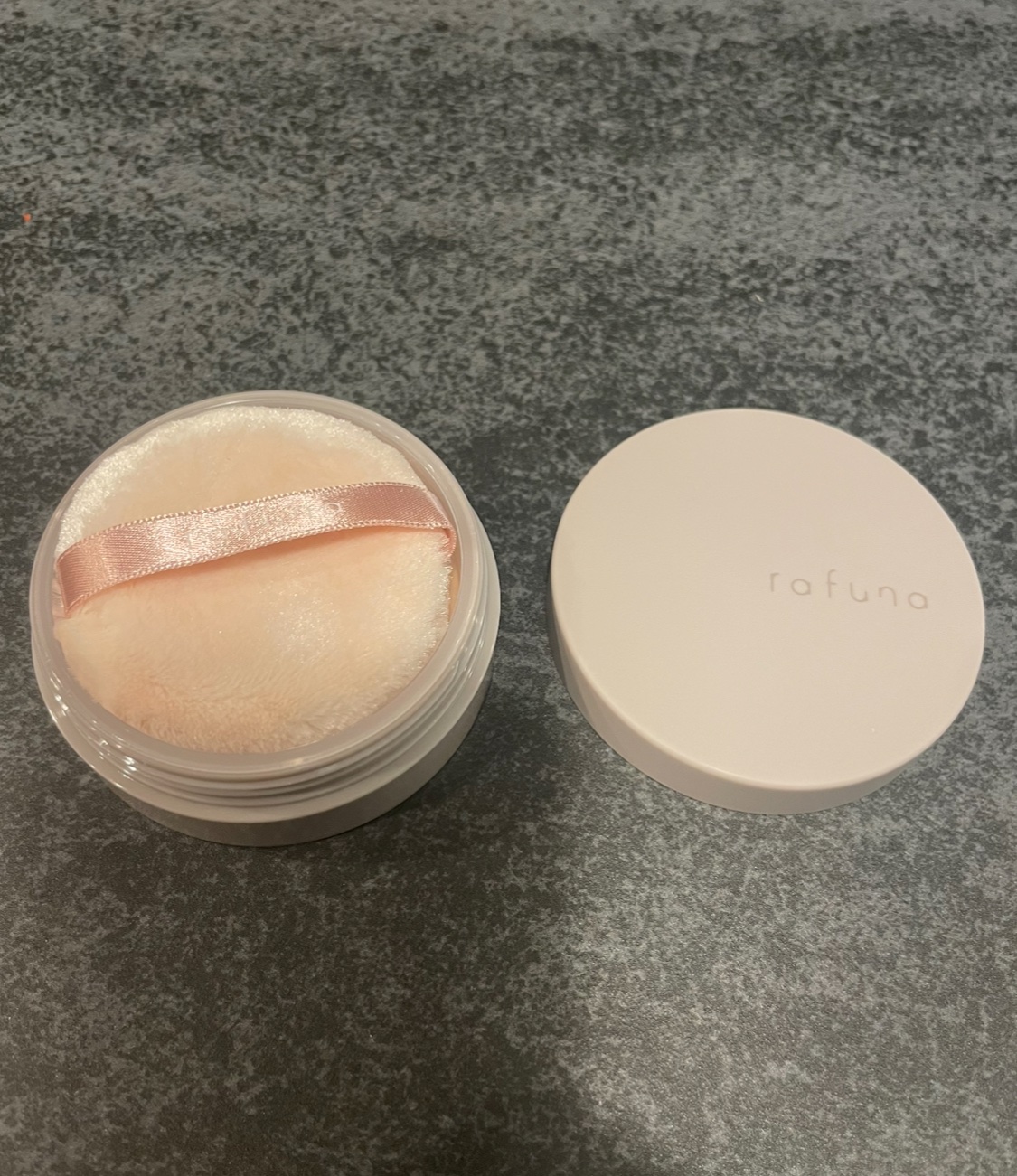 ホワイトニングシアルースパウダー/rafuna/ルースパウダーを使ったクチコミ（1枚目）