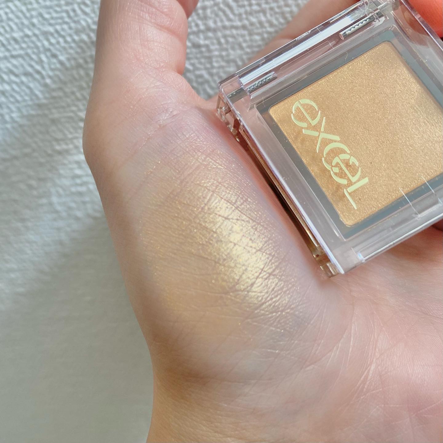 アイプランナー/excel/単色アイシャドウを使ったクチコミ（2枚目）