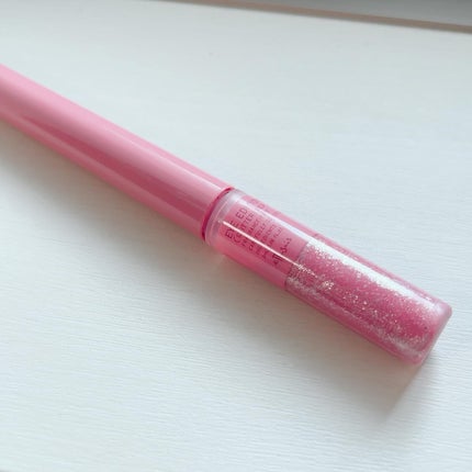 megu on LIPS 「エテュセの新作グリッターが可愛すぎて頭抱える🤦♀️血色ピンク..」(4枚目)