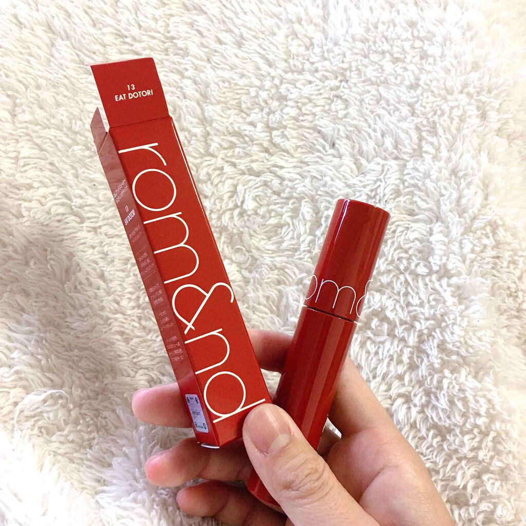 ジューシーラスティングティント/rom&nd/リップティントを使ったクチコミ（2枚目）