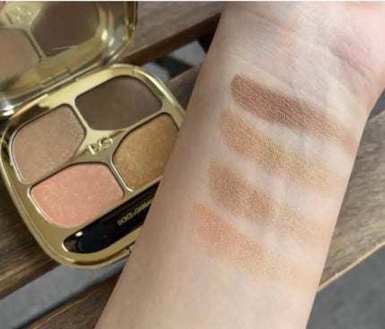 フェリンアイズ インテンスアイシャドウ クアッド/DOLCE&GABBANA BEAUTY/アイシャドウパレットを使ったクチコミ(3枚目)