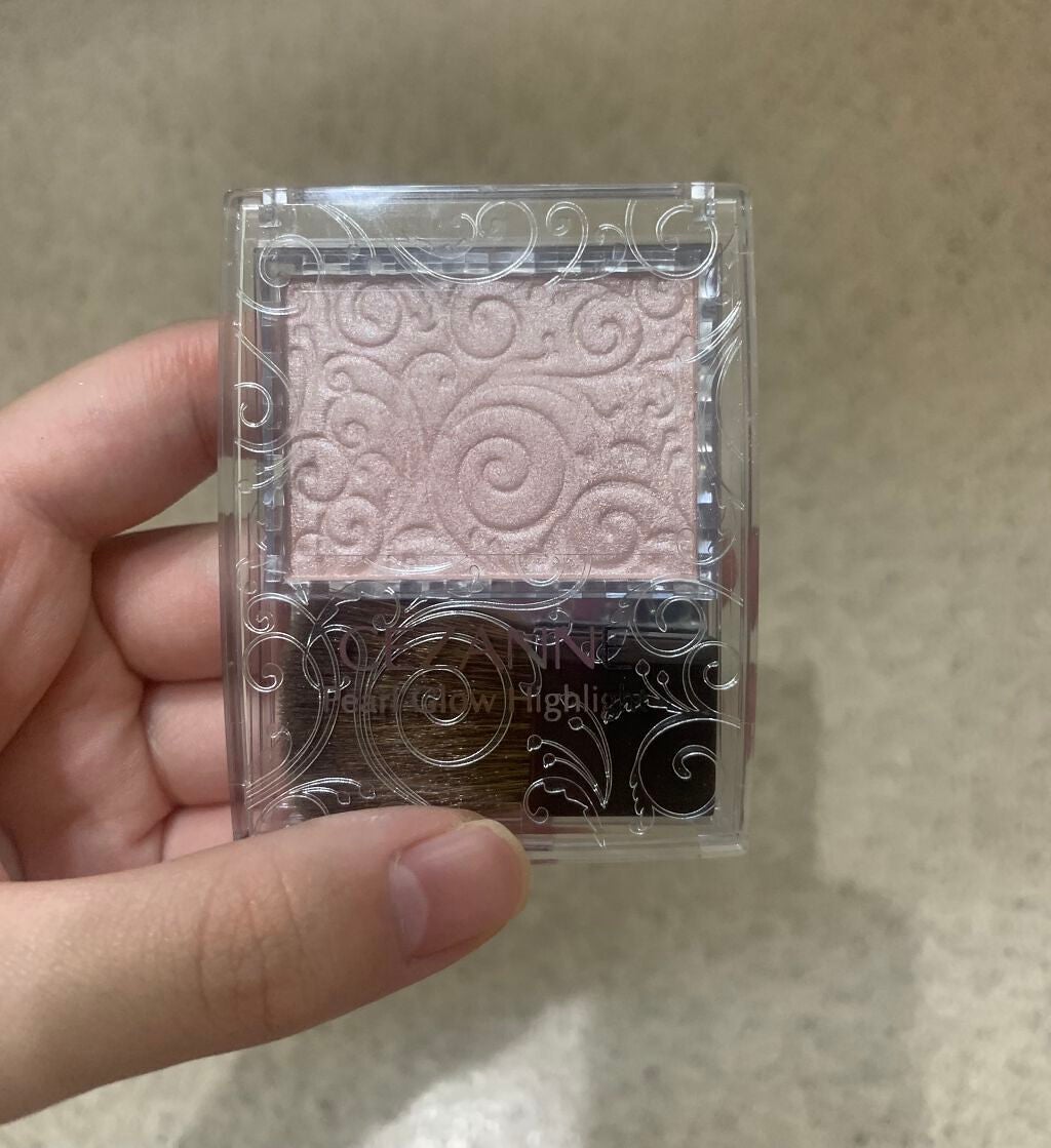 パールグロウハイライト/CEZANNE/パウダーハイライトを使ったクチコミ(1枚目)