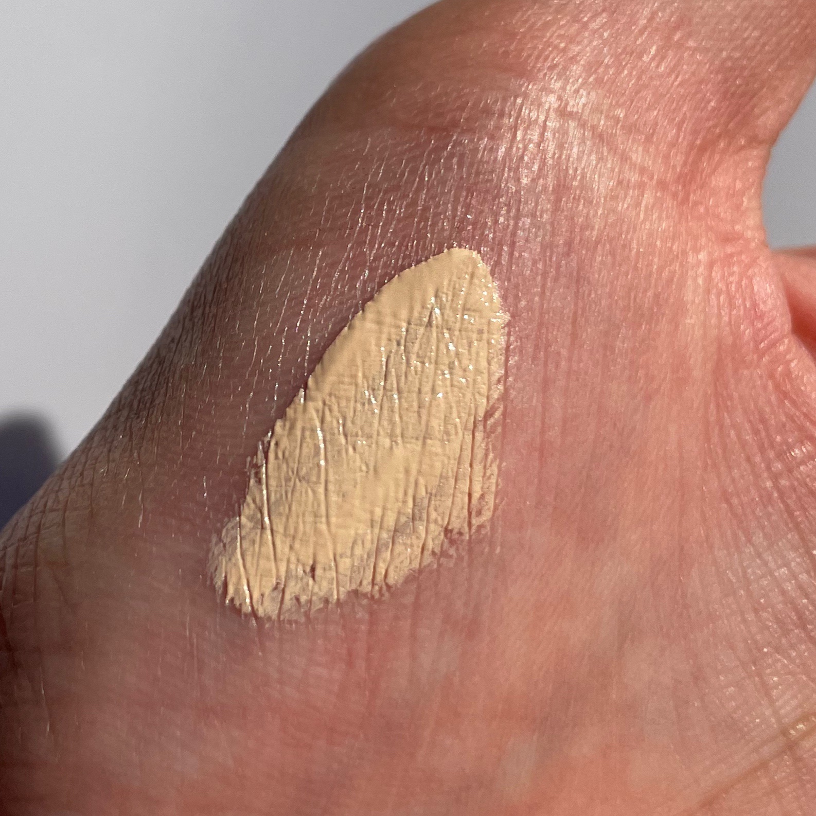 テーピングコンシーラーロングウェア/espoir/リキッドコンシーラーを使ったクチコミ（3枚目）