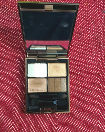 スリーディメンショナルアイズ/LUNASOL/アイシャドウパレットを使ったクチコミ(4枚目)