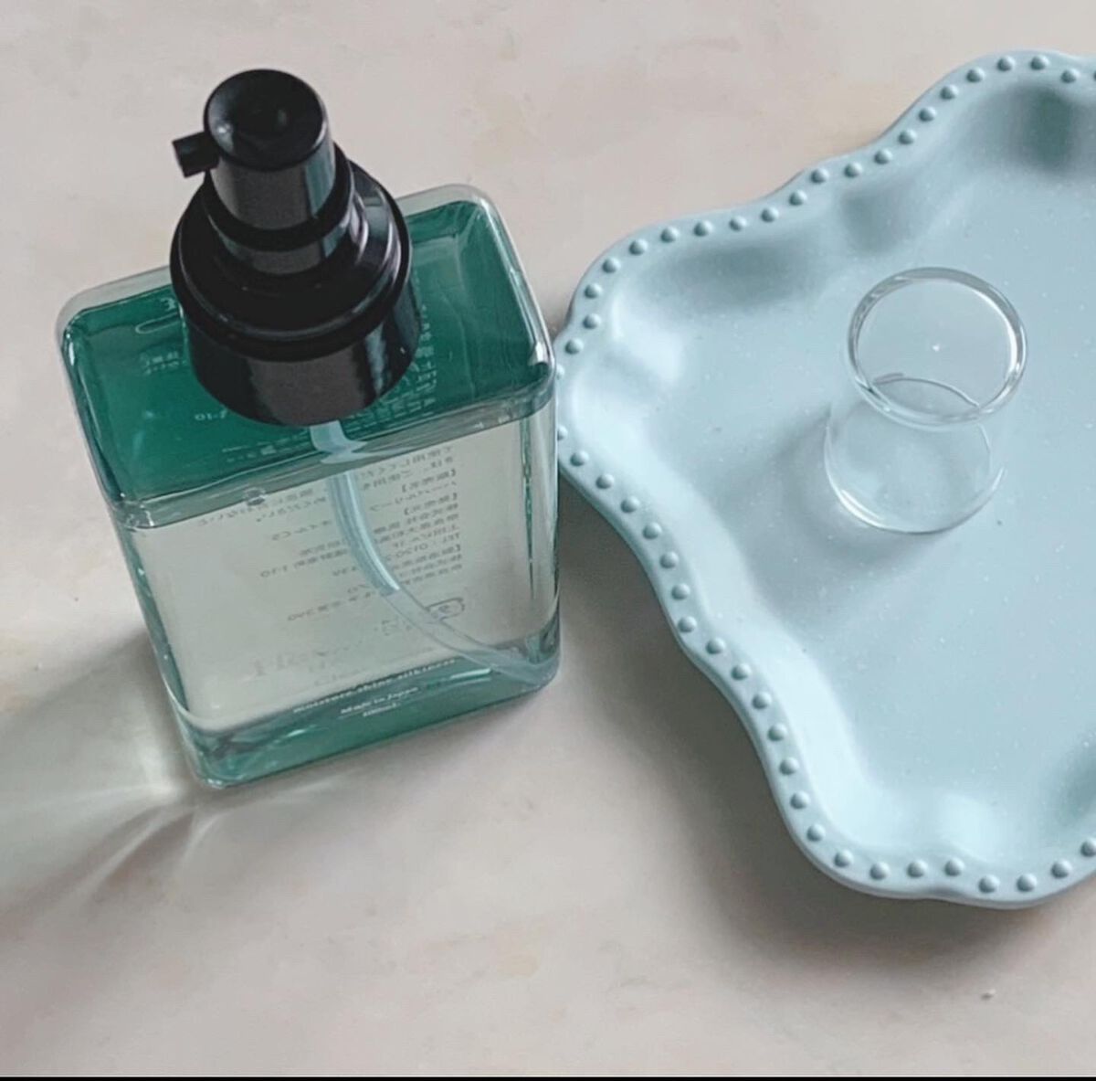 オーガニックヘアオイル フレッシュティーの香り/ハーバルリーフ/ヘアオイルを使ったクチコミ(4枚目)