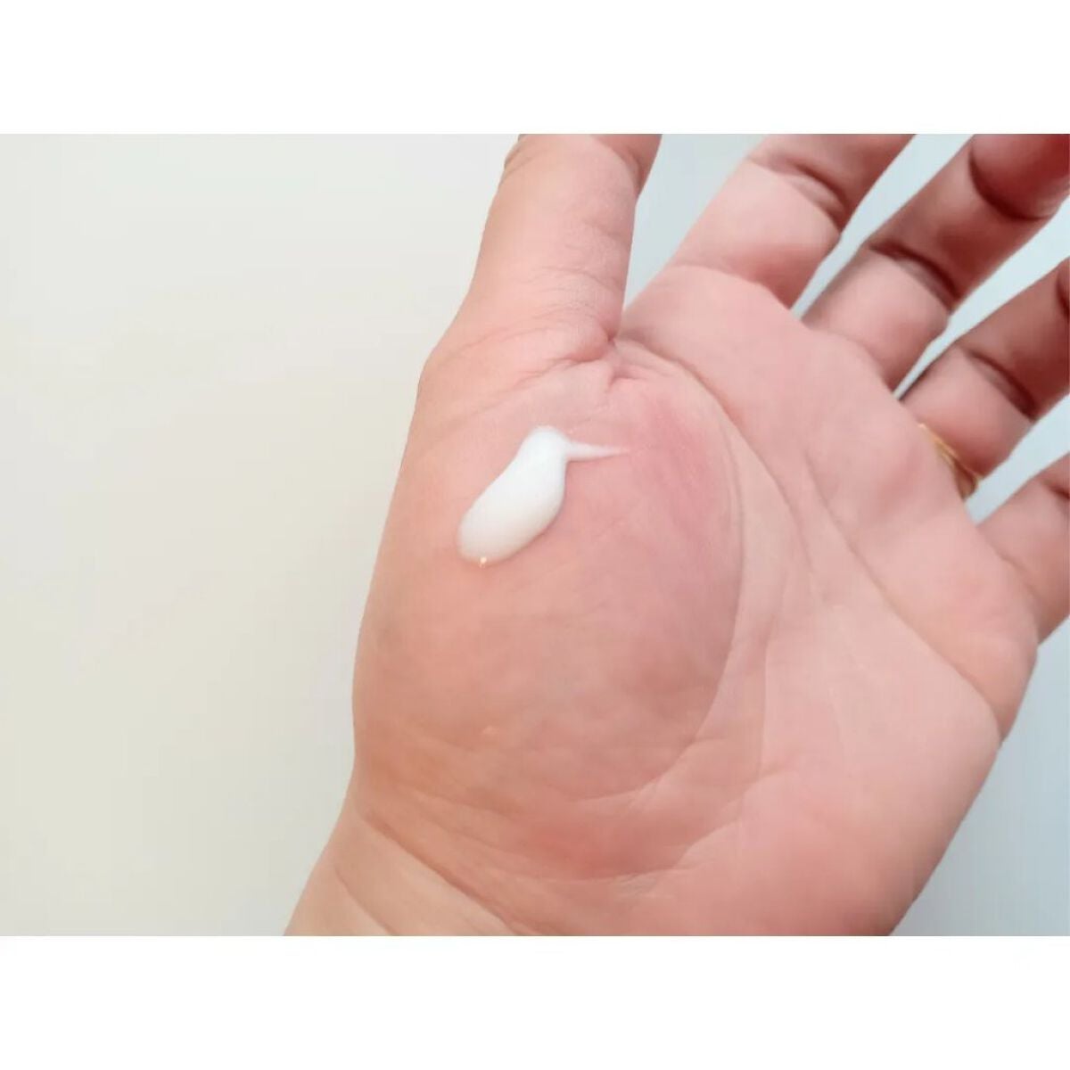 薬用 リンクル美容液/ちふれ/美容液を使ったクチコミ(4枚目)