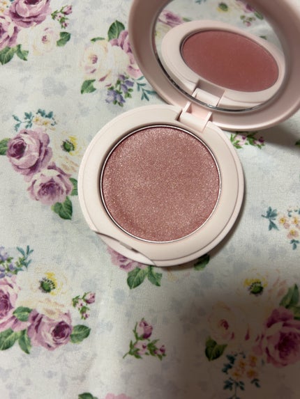 SNIDEL BEAUTY SNIDEL スキン グロウ ブラッシュのクチコミ「
去年のハロウィン限定チークが使う度に可愛い🫠💕
🐈⬛SNIDEL BEAUTY SNI.....」(2枚目)