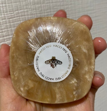 HACCI はちみつ洗顔石鹸のクチコミ「🍯🧸🍯🧸HACCI   はちみつ洗顔石鹸🍯🧸🍯🧸

かわいいHACCI♥️
大好きなはちみつ❣.....」（3枚目）