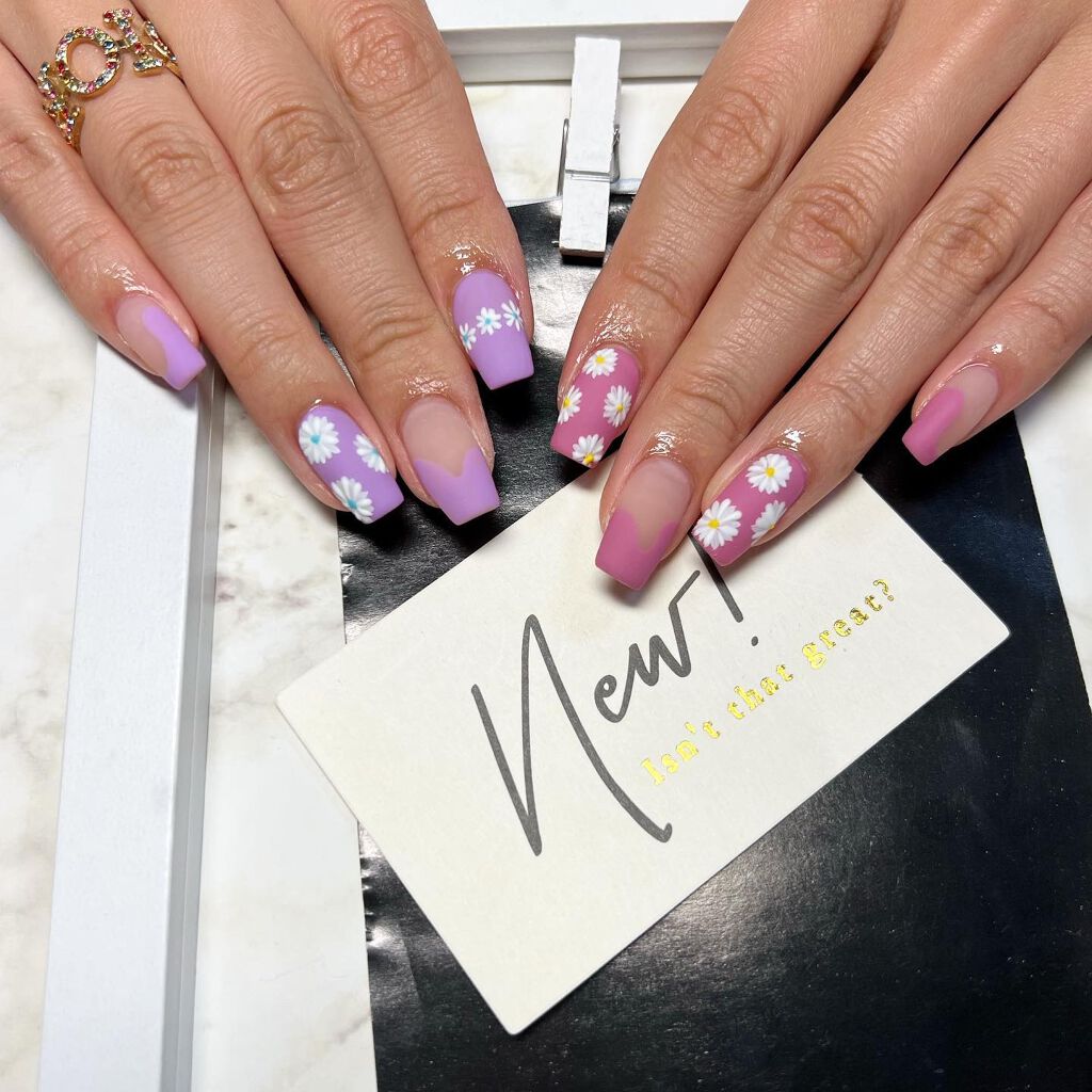 #海外ネイル,#お花ネイル,#ネイル,#ニュアンスネイル,#スカルプネイル,#ジェルネイル,#ママネイル,#ギャルネイル,#大人ネイル,#派手ネイル,#やり放題ネイルのネイルデザイン