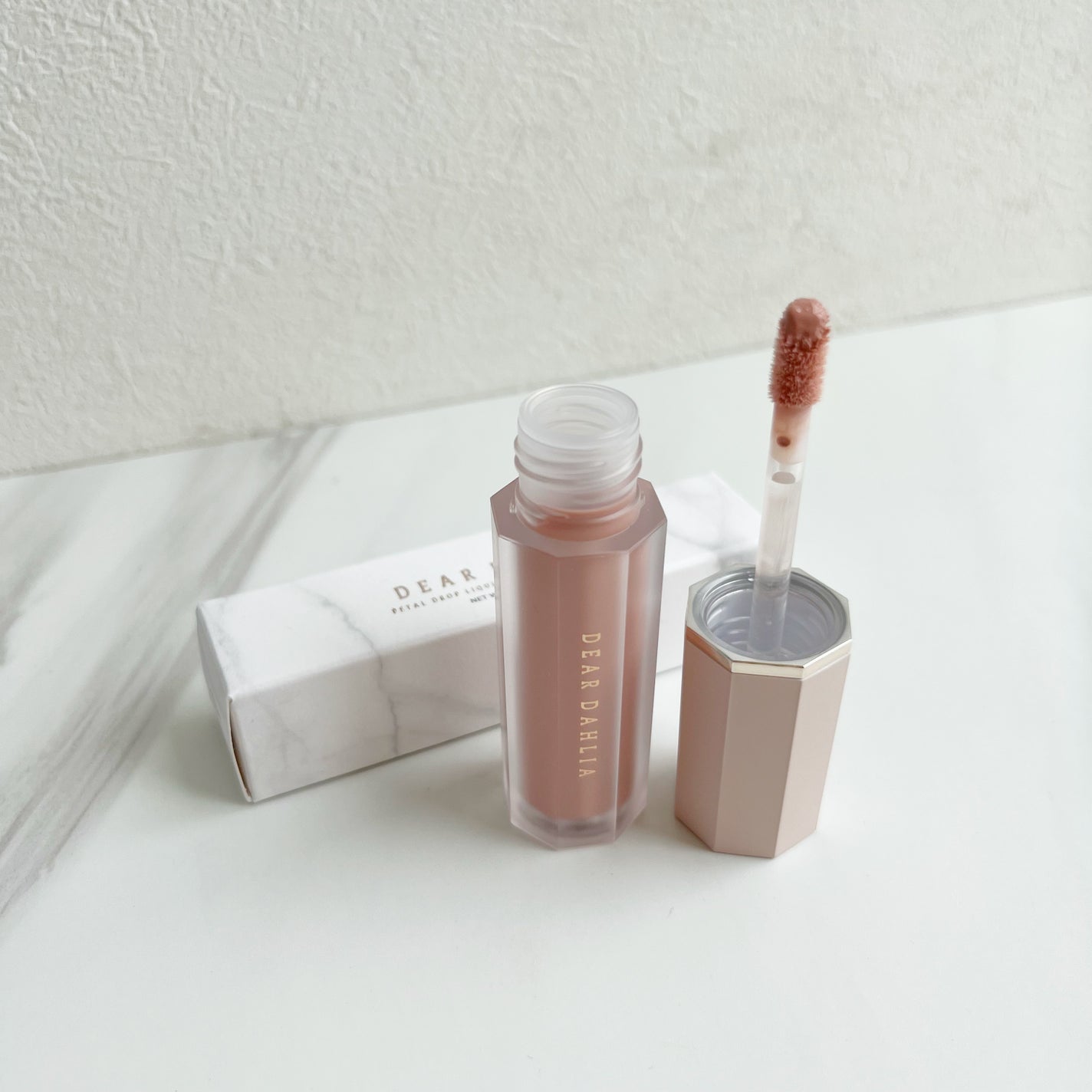 ペタルドロップリキッドブラッシャー/DEAR DAHLIA/リキッドチークを使ったクチコミ(2枚目)