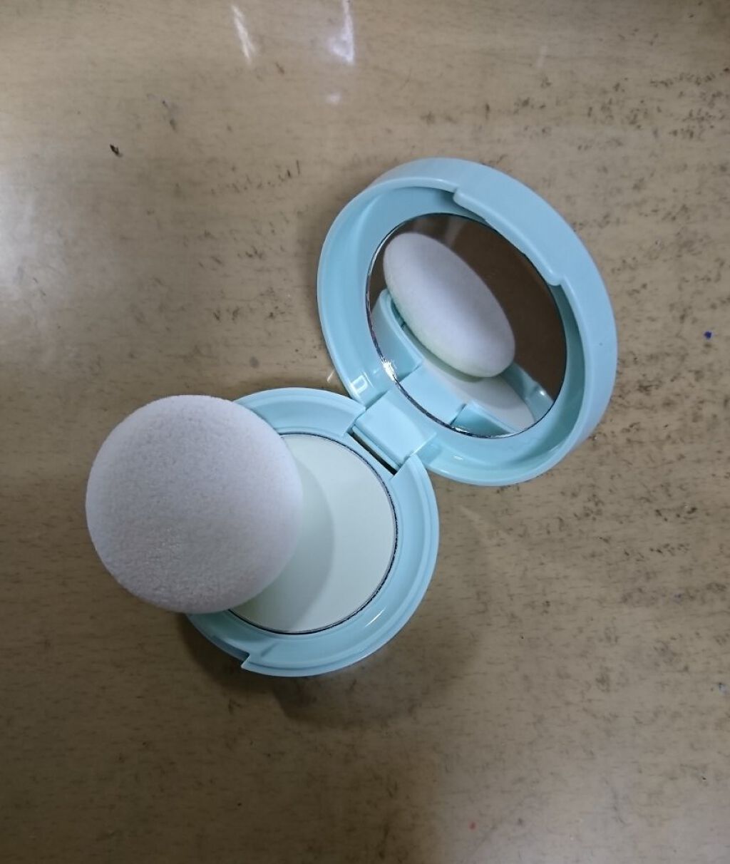 オイルコントロールパウダー<医薬部外品>/ファンケル/プレストパウダーを使ったクチコミ(2枚目)