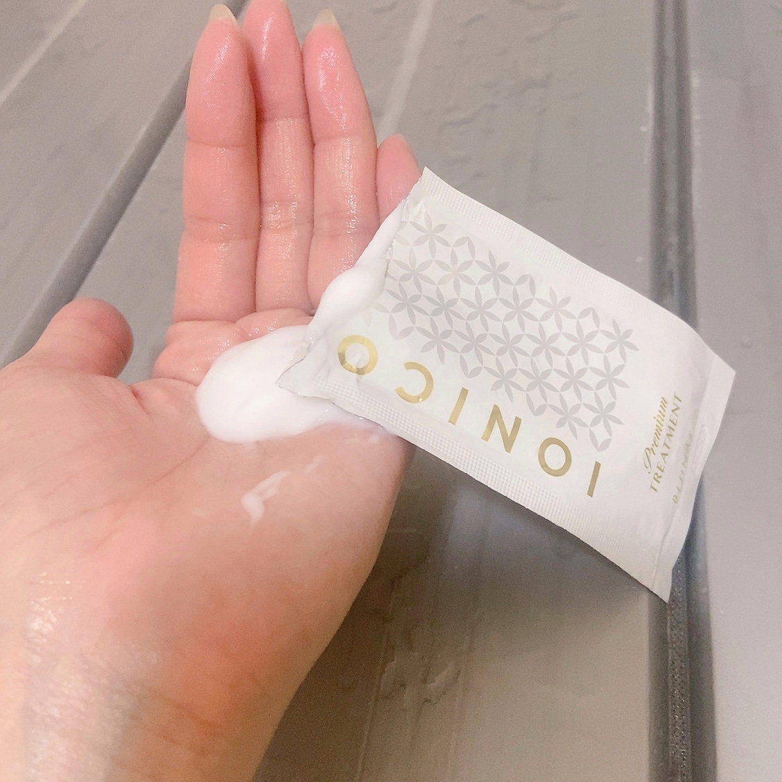 プレミアム ボンドメンテシャンプー／ボンドメンテトリートメント/IONICO/市販シャンプーを使ったクチコミ（3枚目）