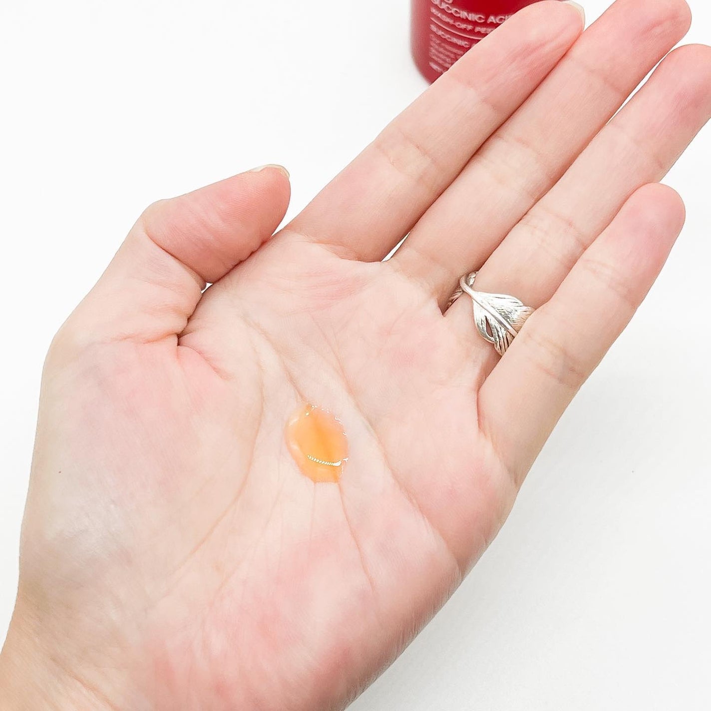 レッドアクネピーリングセラム/MEDICUBE/美容液を使ったクチコミ(2枚目)