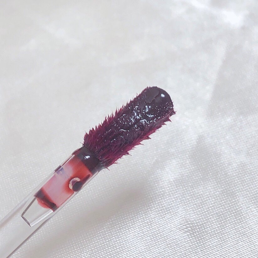 ジューシーライアー ウォーターティント/lilybyred/リップティントを使ったクチコミ(4枚目)