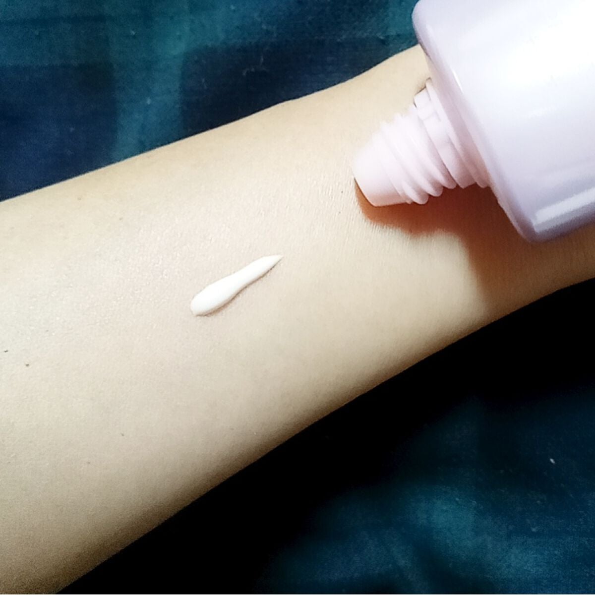 ニベアUV ディープ プロテクト&ケア トーンアップ エッセンス/ニベア/日焼け止めローションを使ったクチコミ(1枚目)