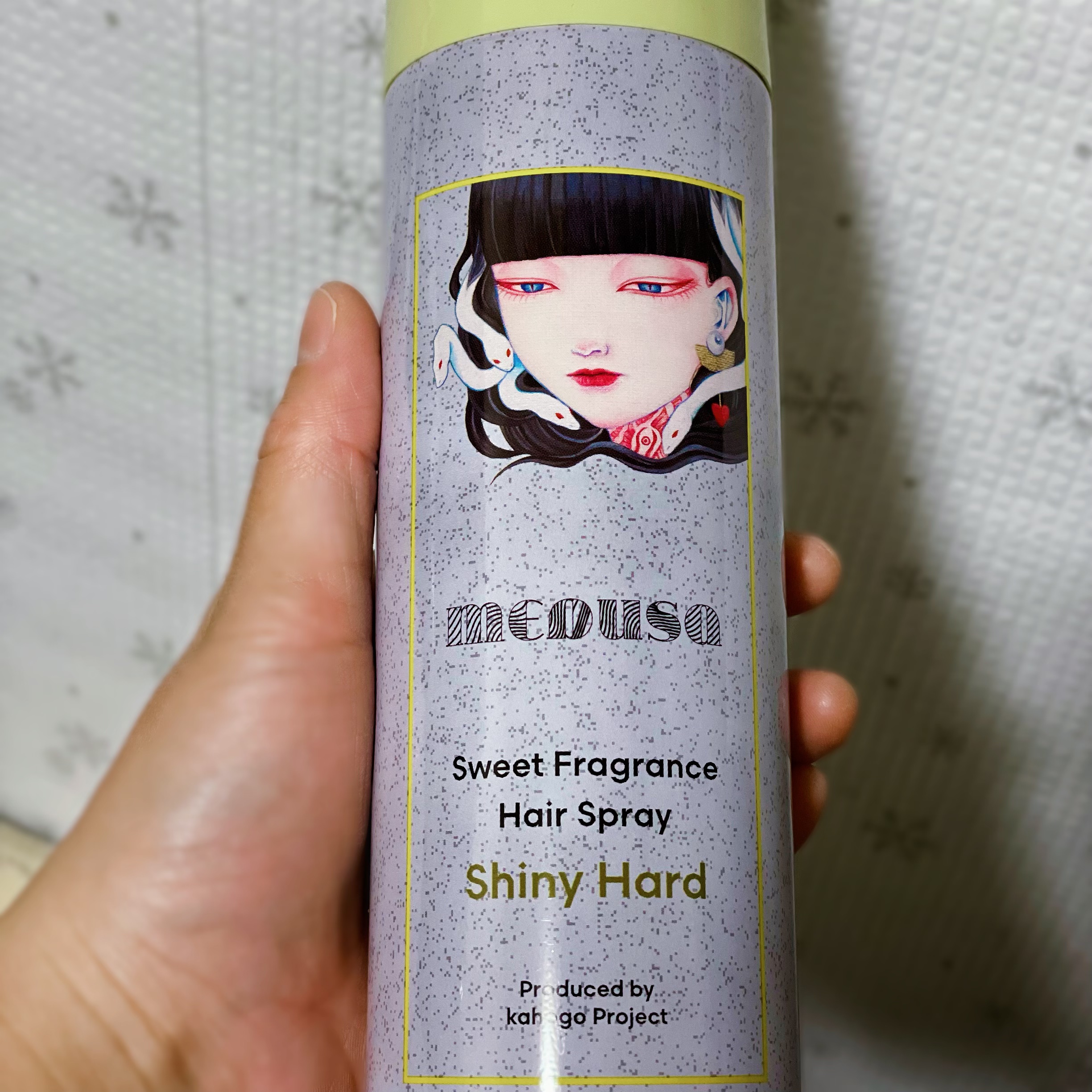スウィートフレグランスヘアスプレー シャイニーハード/メドゥーサ/ヘアスプレーを使ったクチコミ（2枚目）