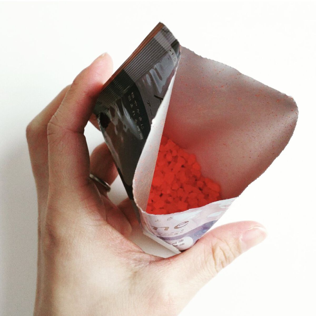 Ayur Time（アーユルタイム） ラベンダー＆イランイランの香り 40g/アーユルタイム/無機塩系入浴剤を使ったクチコミ（2枚目）