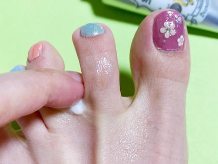 薬用足指さらさらクリーム/デオナチュレ/デオドラント・制汗剤を使ったクチコミ(5枚目)