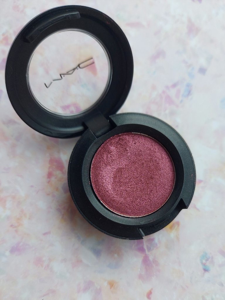 スモール アイシャドウ/M・A・C/単色アイシャドウを使ったクチコミ（3枚目）