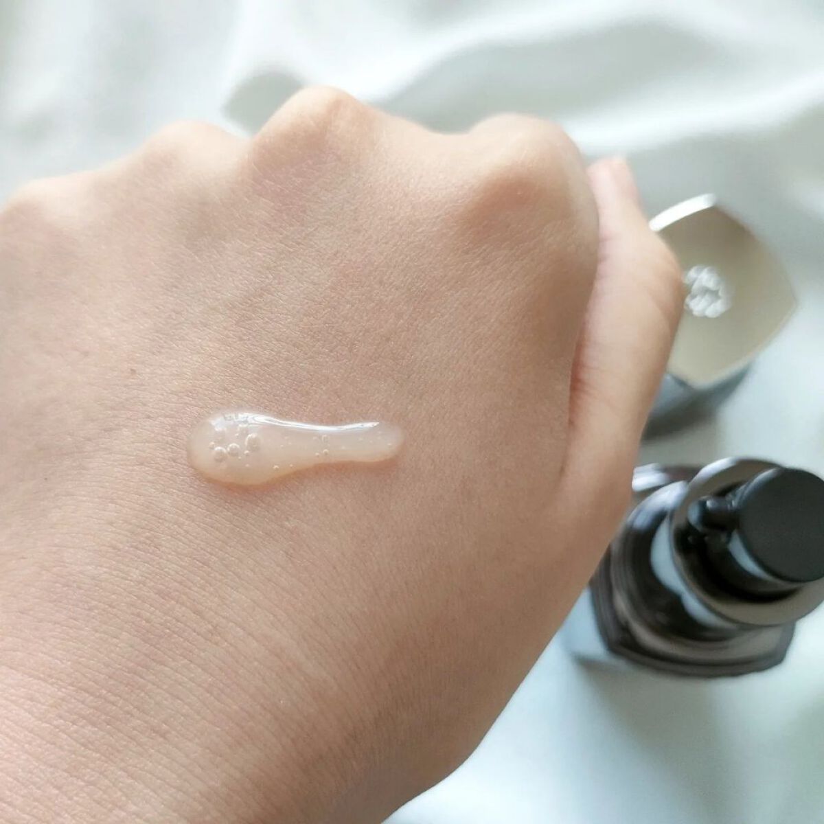 ホワイトロジスト　ネオジェネシス　ブライトニング コンセントレイト/DECORTÉ/美容液を使ったクチコミ（3枚目）