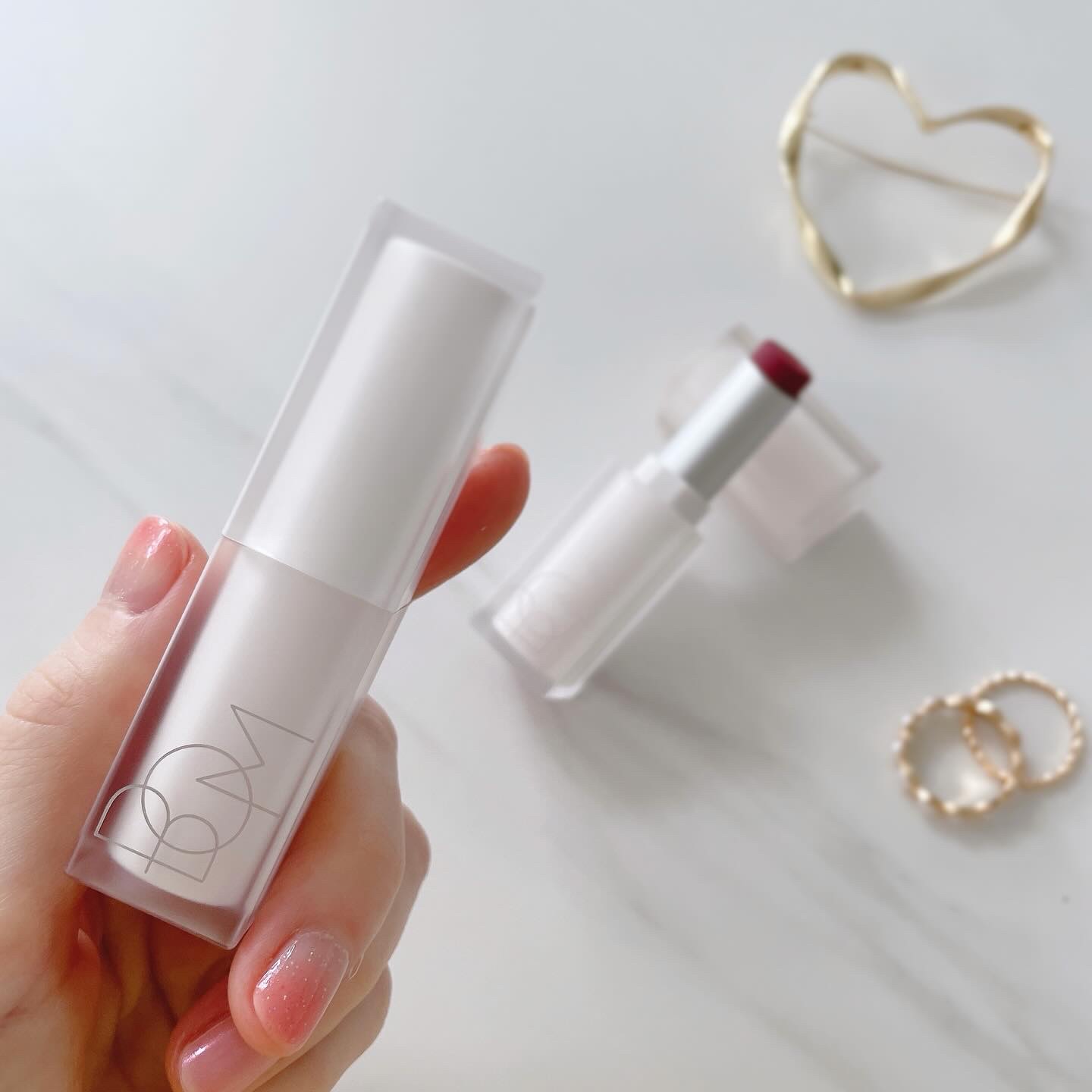 クラウドブラー リップスティック/BOM/口紅を使ったクチコミ（3枚目）