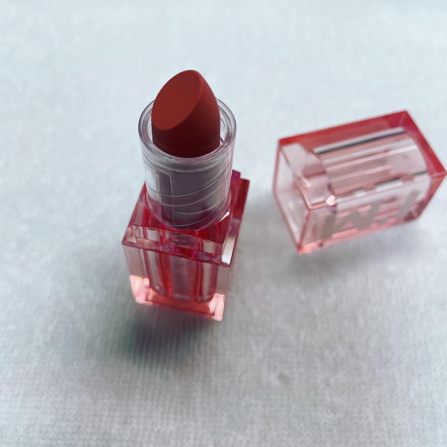 アイムミュートリップスティック/BLESSED MOON/口紅を使ったクチコミ（2枚目）