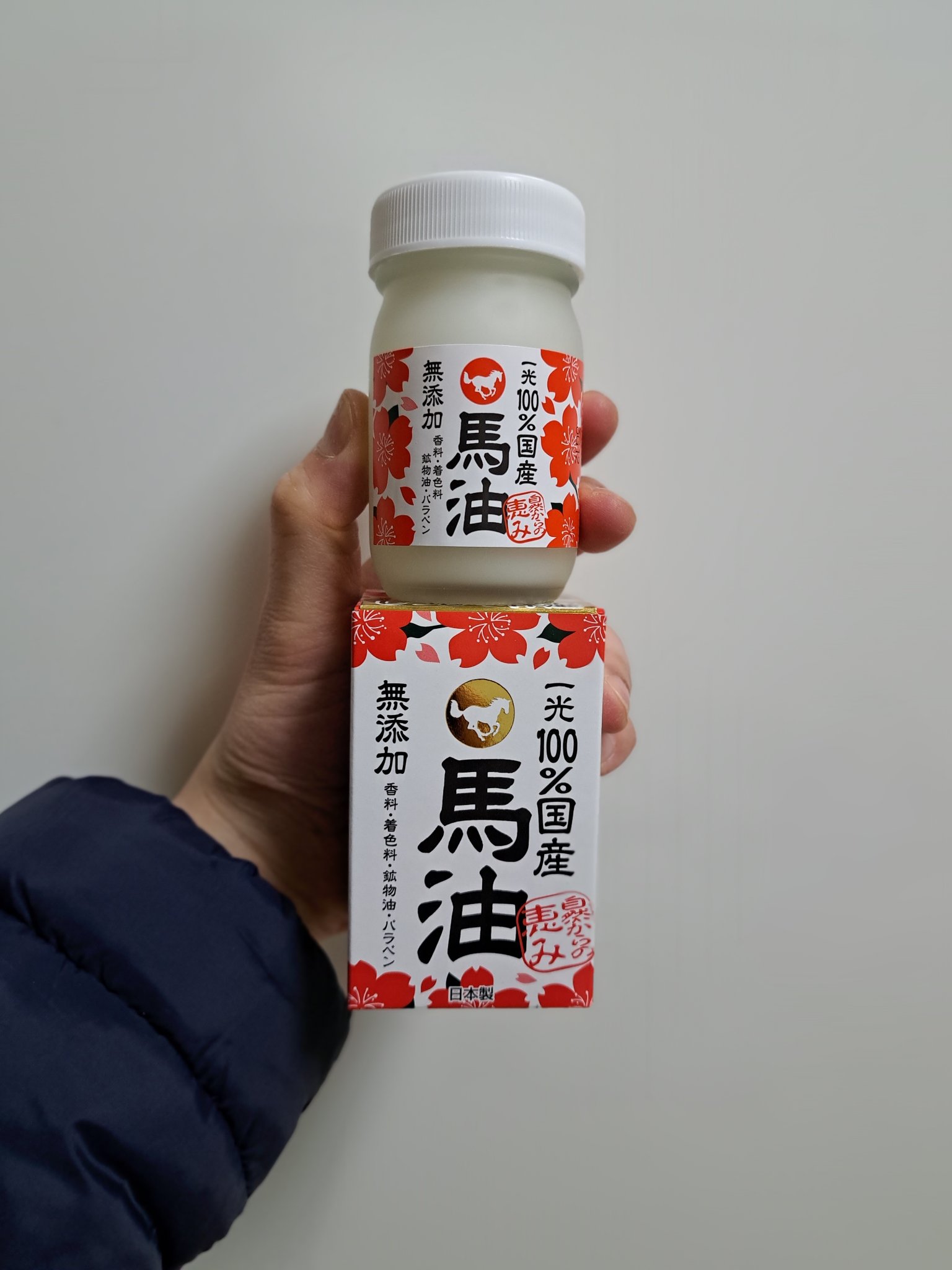 今回紹介するのは、【馬油】全身あらゆる所に使えて万能オイル⭐頭皮マッサージ～お顔のマッサージ&ボディ、爪まで浸透してくれて、高額な保湿効果のあるスキンケアより優しくて⭕
ポンプ式の純度100%のがあれば尚嬉しい🎵😍🎵