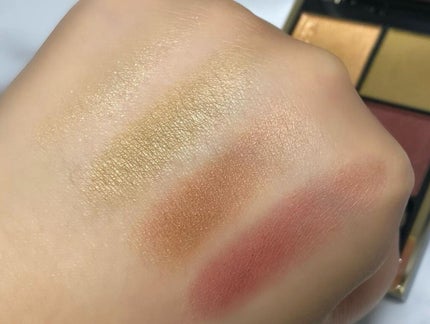 acchan on LIPS 「.8/6に全国発売されたSUQQUの秋コレ。私はシグニチャーカ..」(4枚目)