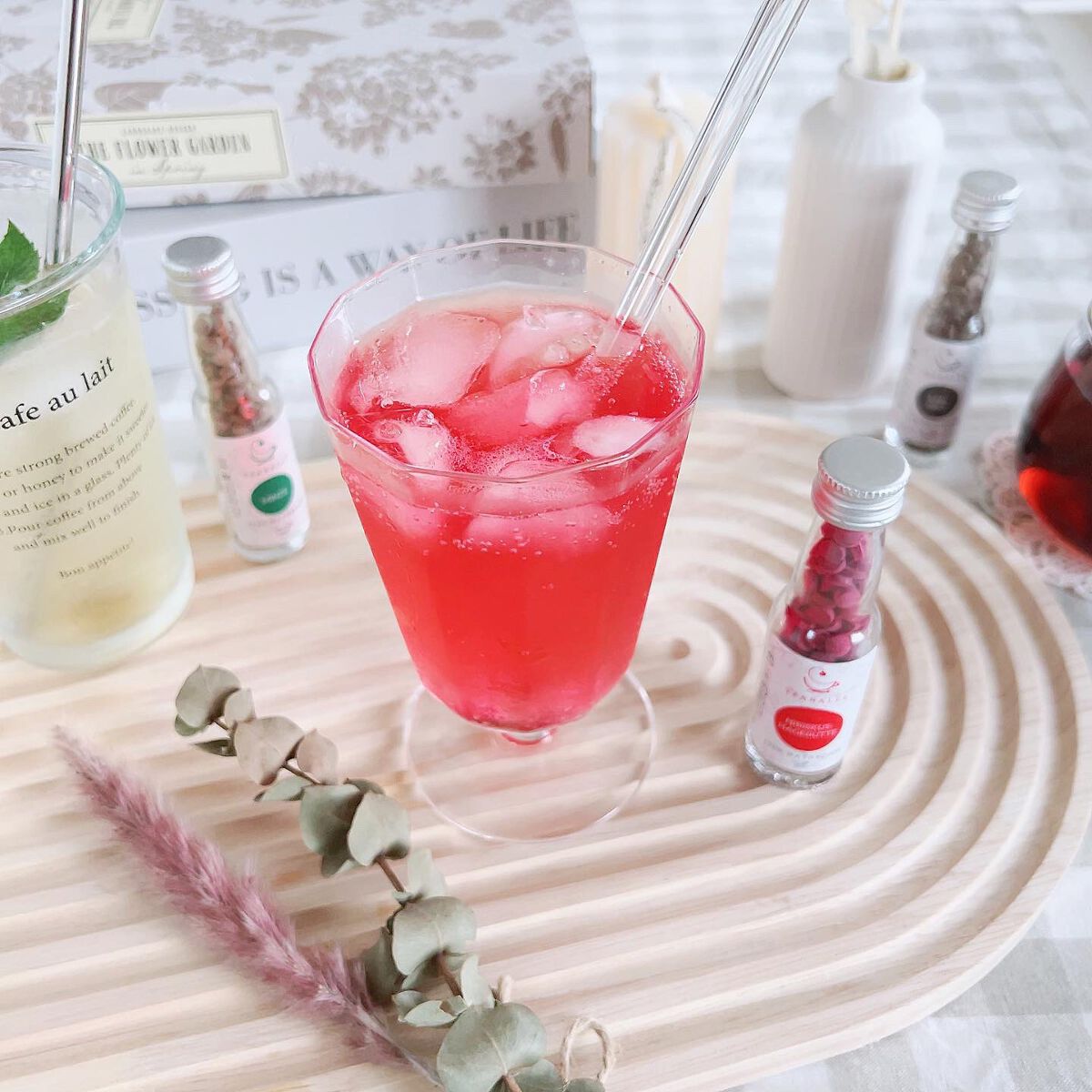 みちねえ フォロバ on LIPS 「#Sponsoredタブレットだからゴミがでない、新感覚のお茶..」(7枚目)