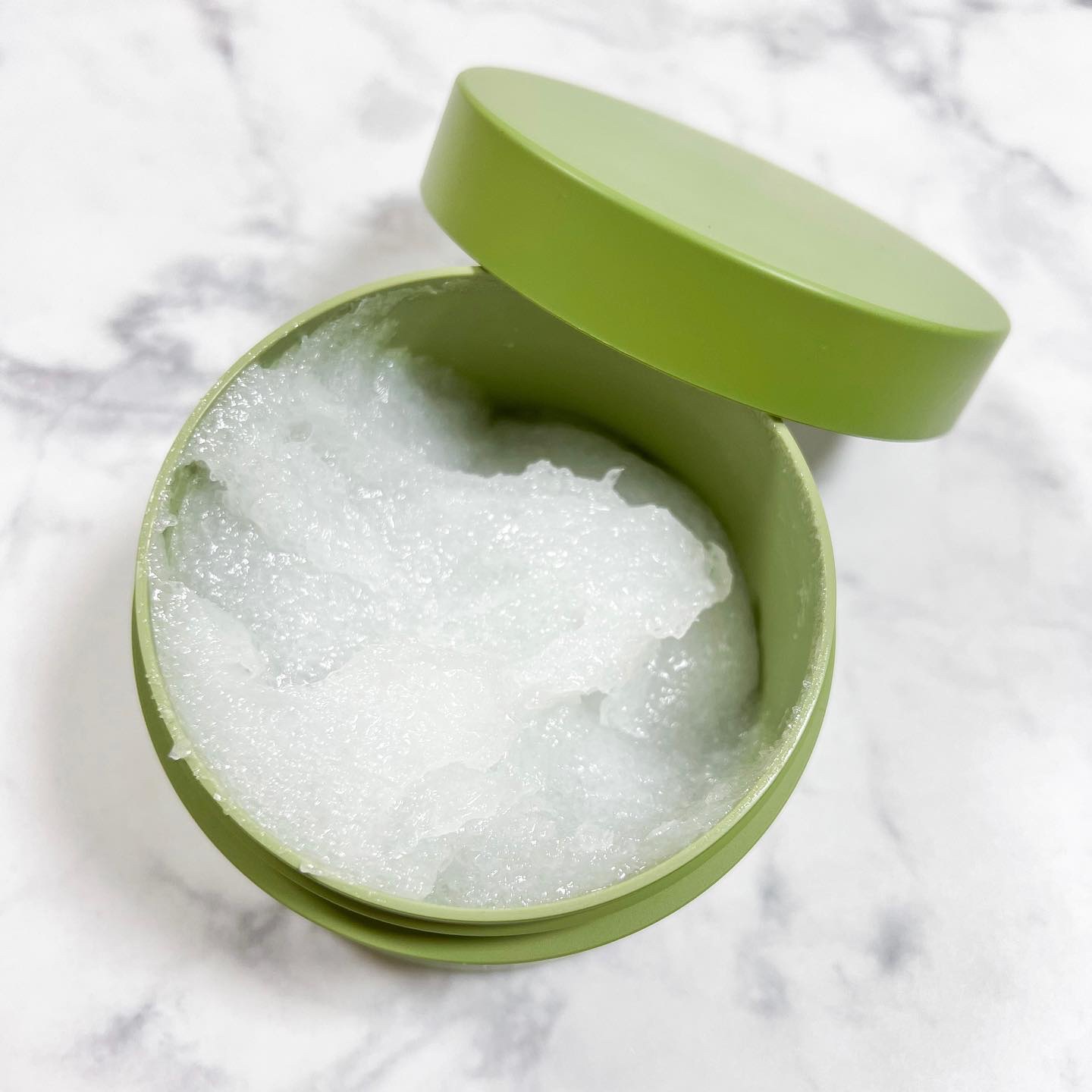 マイルドスクラブシャンプー/HEMPLY HAIR/市販シャンプーを使ったクチコミ（2枚目）