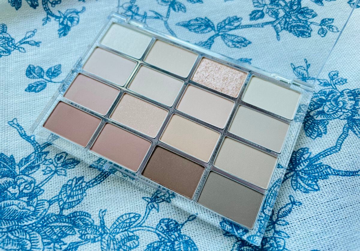 ソフトブラーリングアイパレット/wakemake/アイシャドウパレットを使ったクチコミ(2枚目)